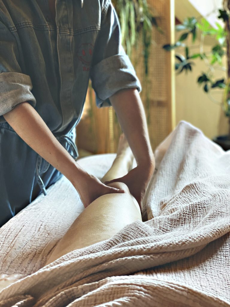 massage renata frança Maison La Superbe Annecy