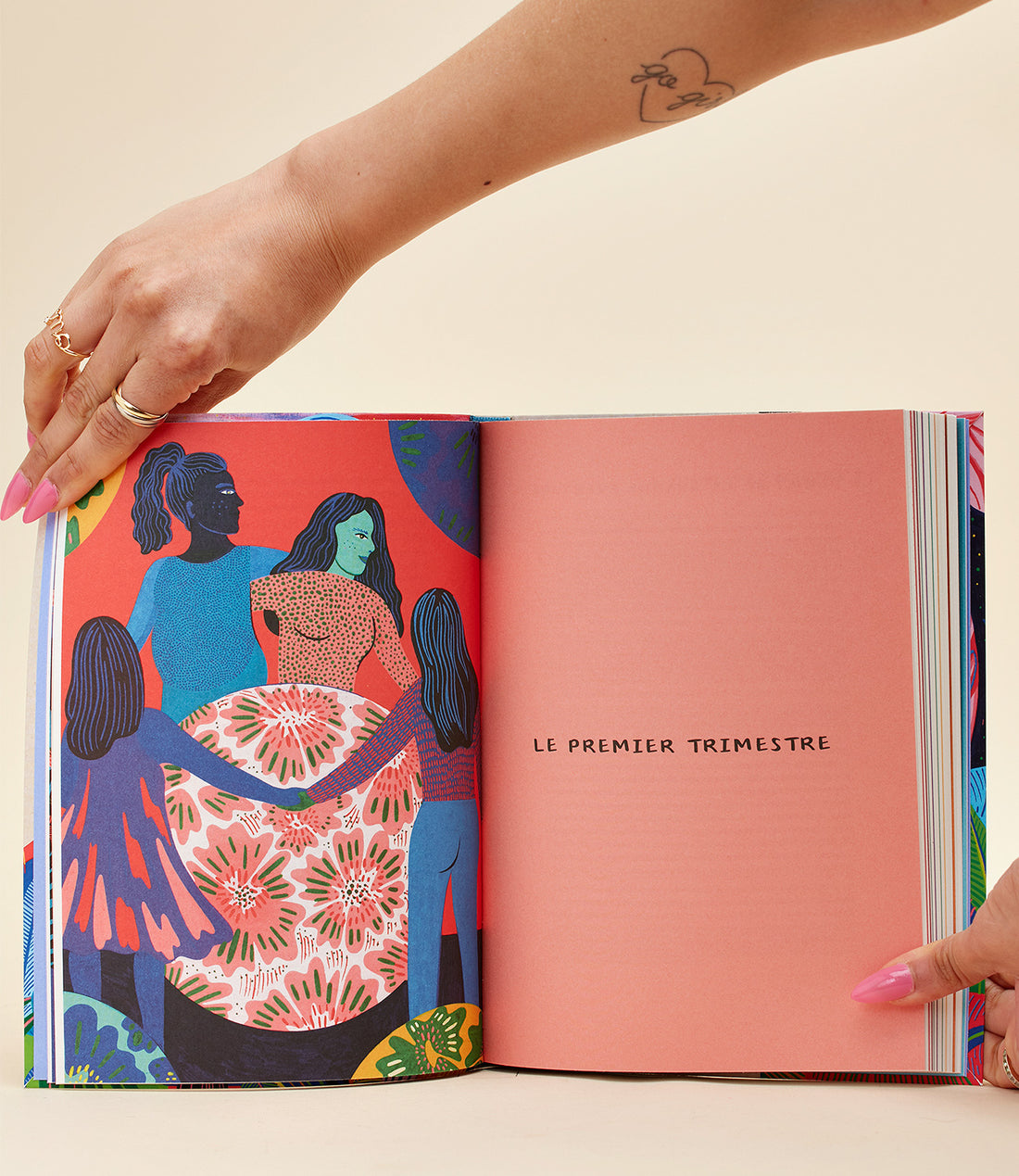 Livre Maternité libre et puissante par Tiphaine Guillermou des Editions First